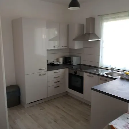 Nekic Apartment *