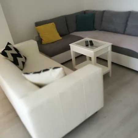 Nekic Apartment *
